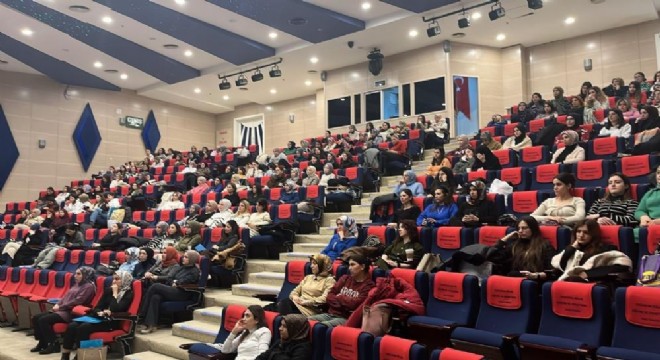  Erzurum İl Sağlık'tan doğum sonrası bakım eğitimi